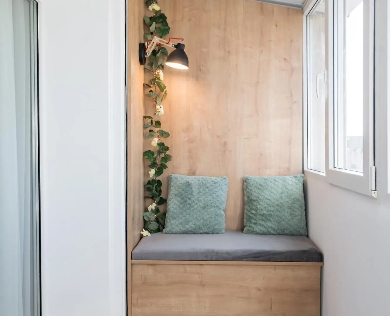 Sunset 2Bdr Apartment 부쿠레슈티