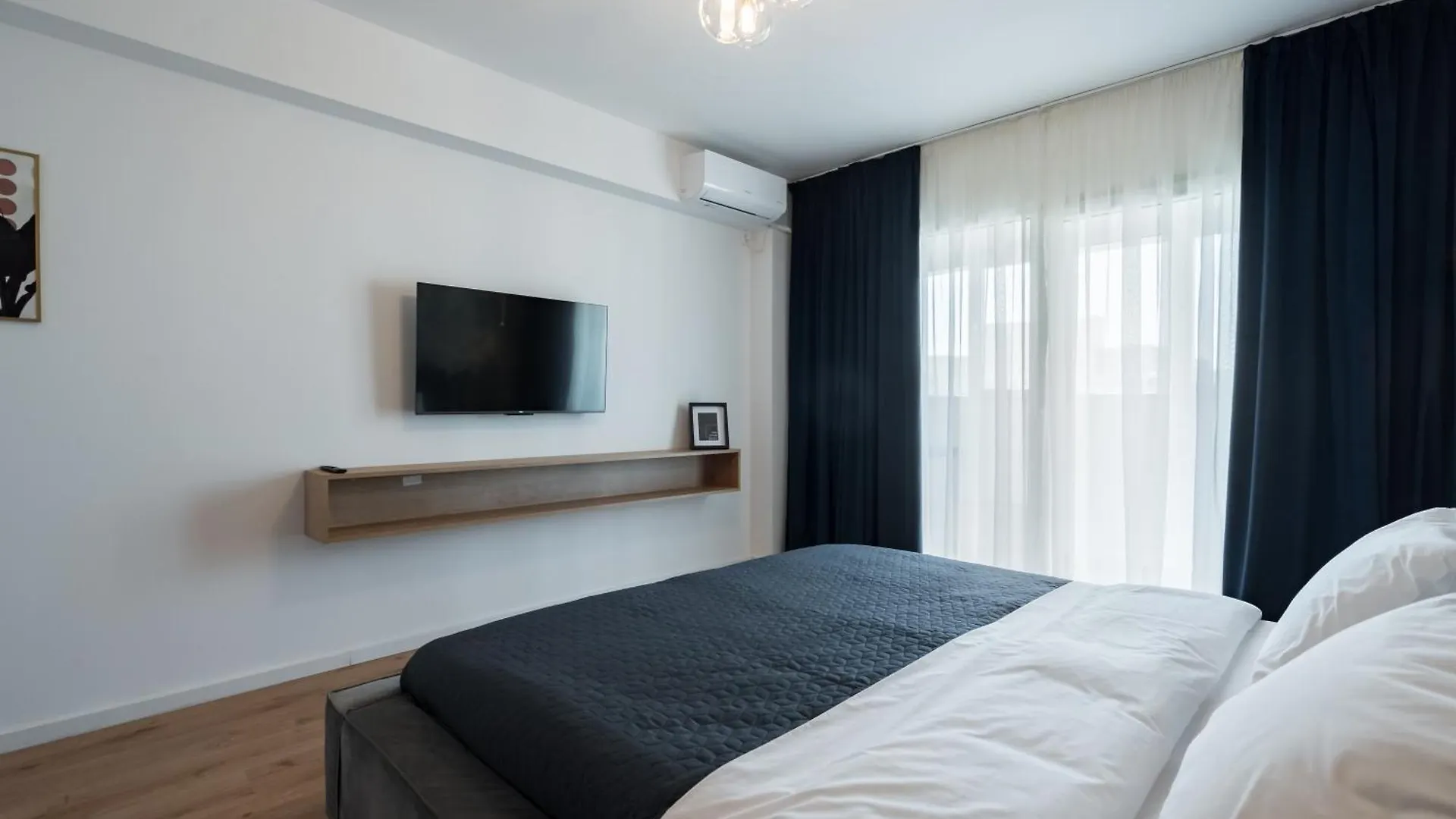 Sunset 2Bdr Apartment 부쿠레슈티 0*,