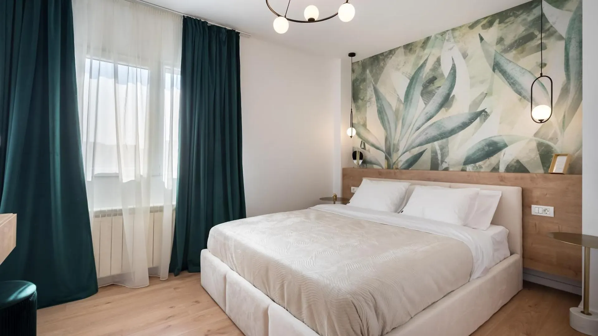 Sunset 2Bdr Apartment 부쿠레슈티