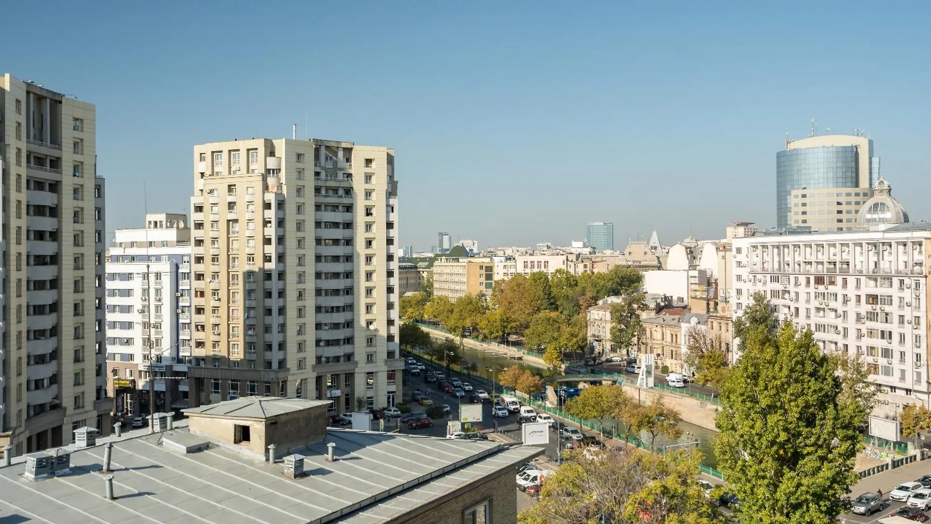 Sunset 2Bdr Apartment 부쿠레슈티 루마니아